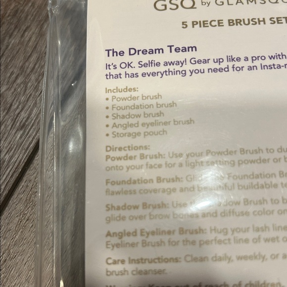 5 Piece Brush Set - Black and Gold - Picture 4 of 5